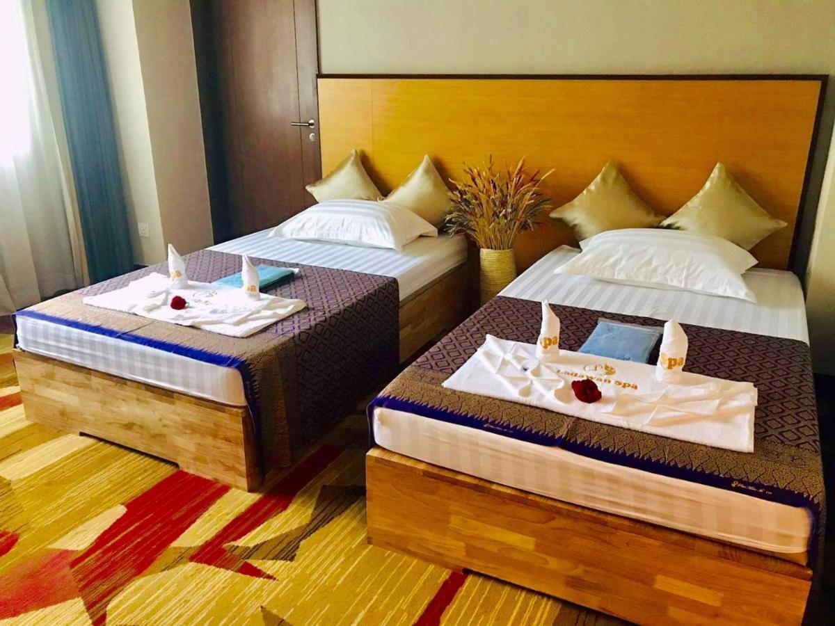Summit Parkview Yangon Ξενοδοχείο Εξωτερικό φωτογραφία