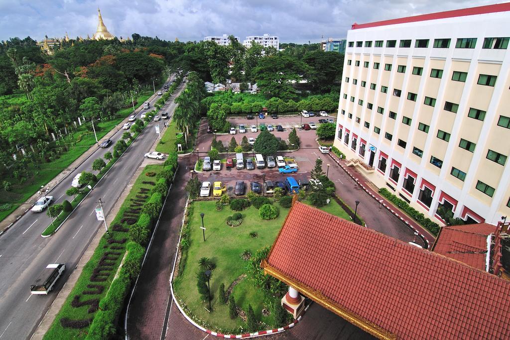 Summit Parkview Yangon Ξενοδοχείο Εξωτερικό φωτογραφία